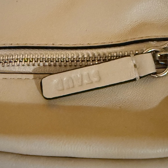 Elegant STAUD Cream Handbag - Picture 5 of 7